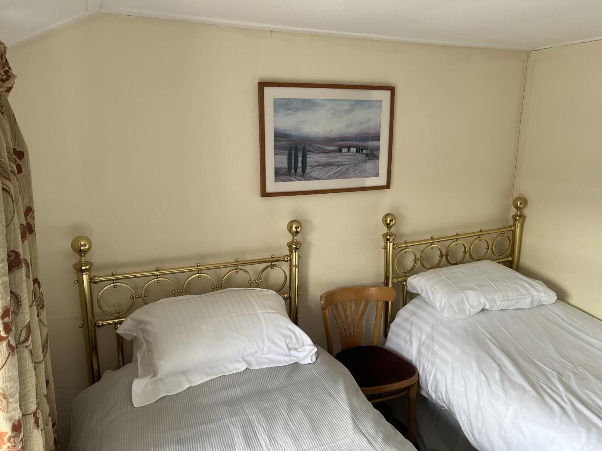 คิงส์ อาร์ม Hotel ลอสท์วิธีล ห้อง รูปภาพ